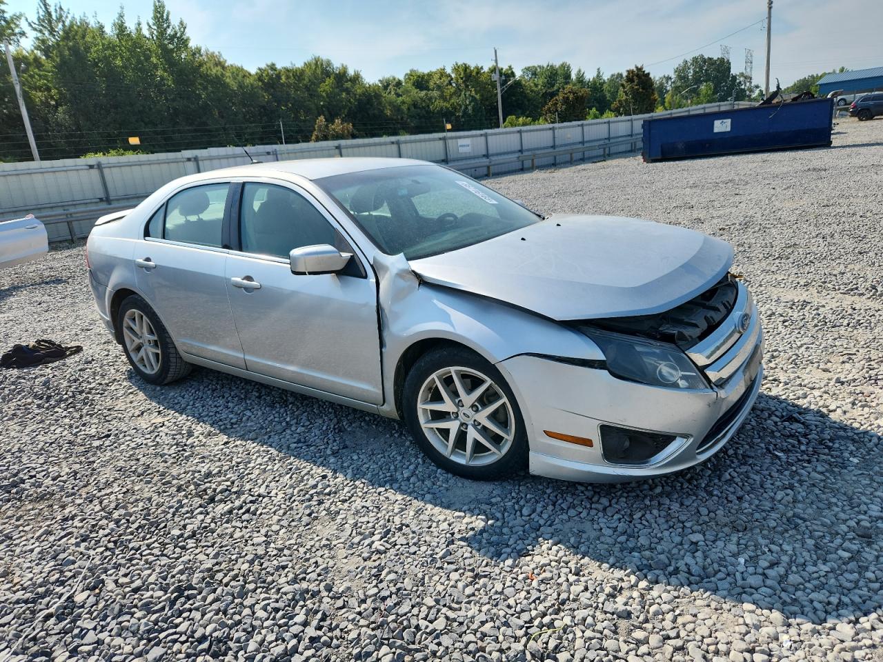 2011 FORD FUSION photo 4