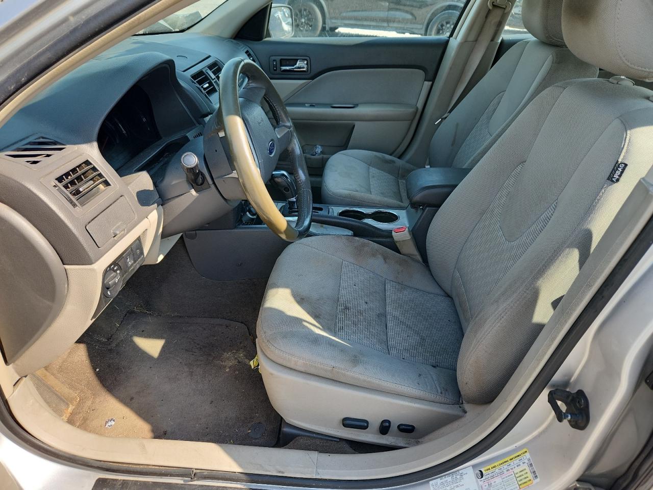 2011 FORD FUSION photo 7