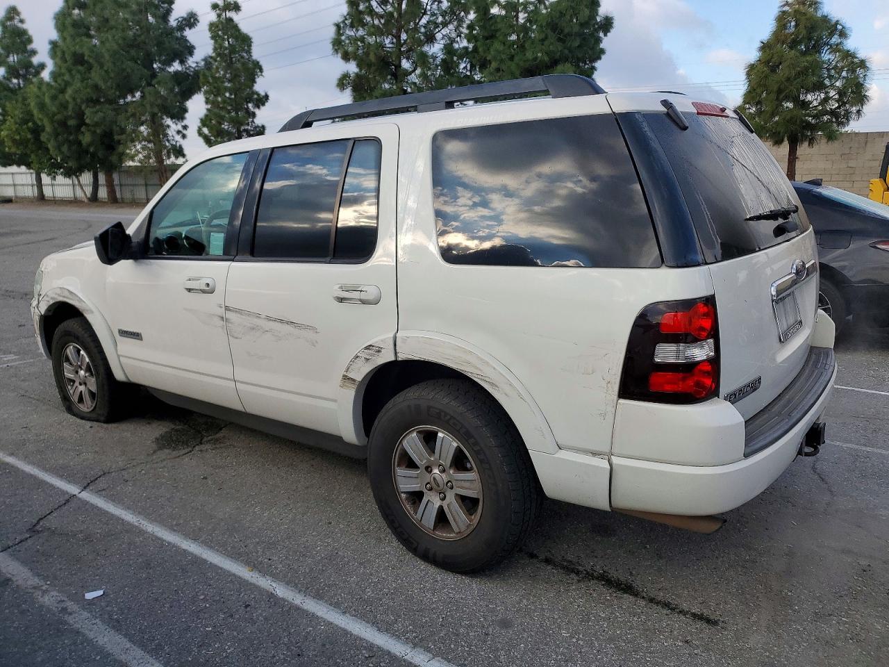 2008 FORD EXPLORER XLT photo 2