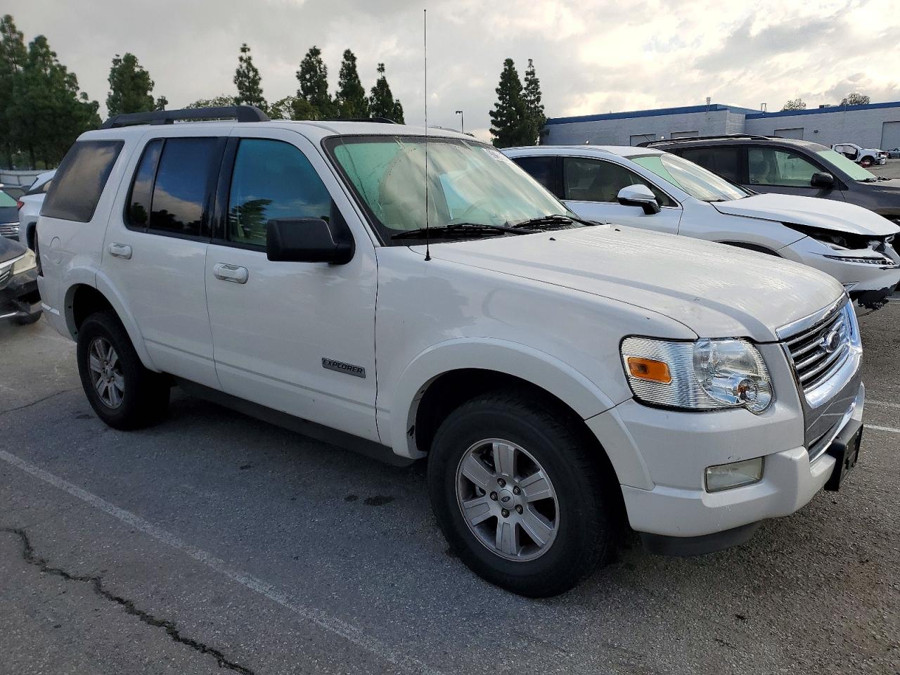 2008 FORD EXPLORER XLT photo 4