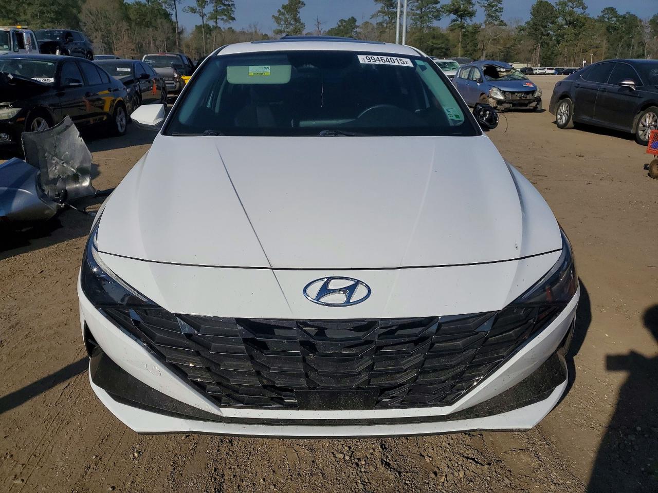 2023 HYUNDAI ELANTRA photo 5