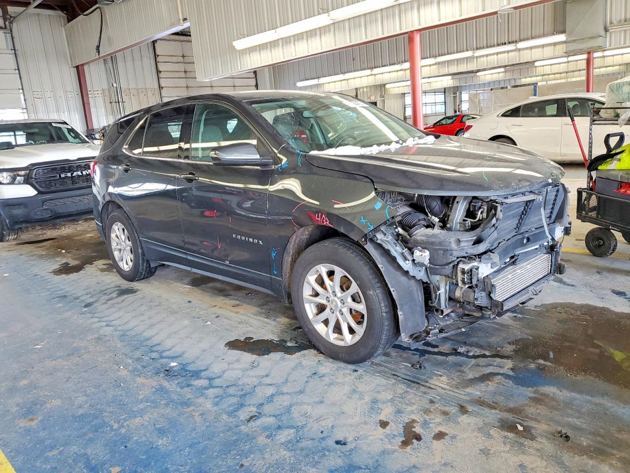 2018 CHEVROLET EQUINOX LT photo 2