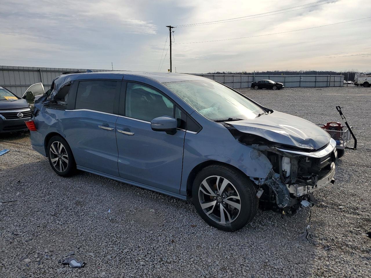 2023 HONDA ODYSSEY TOURING photo 4