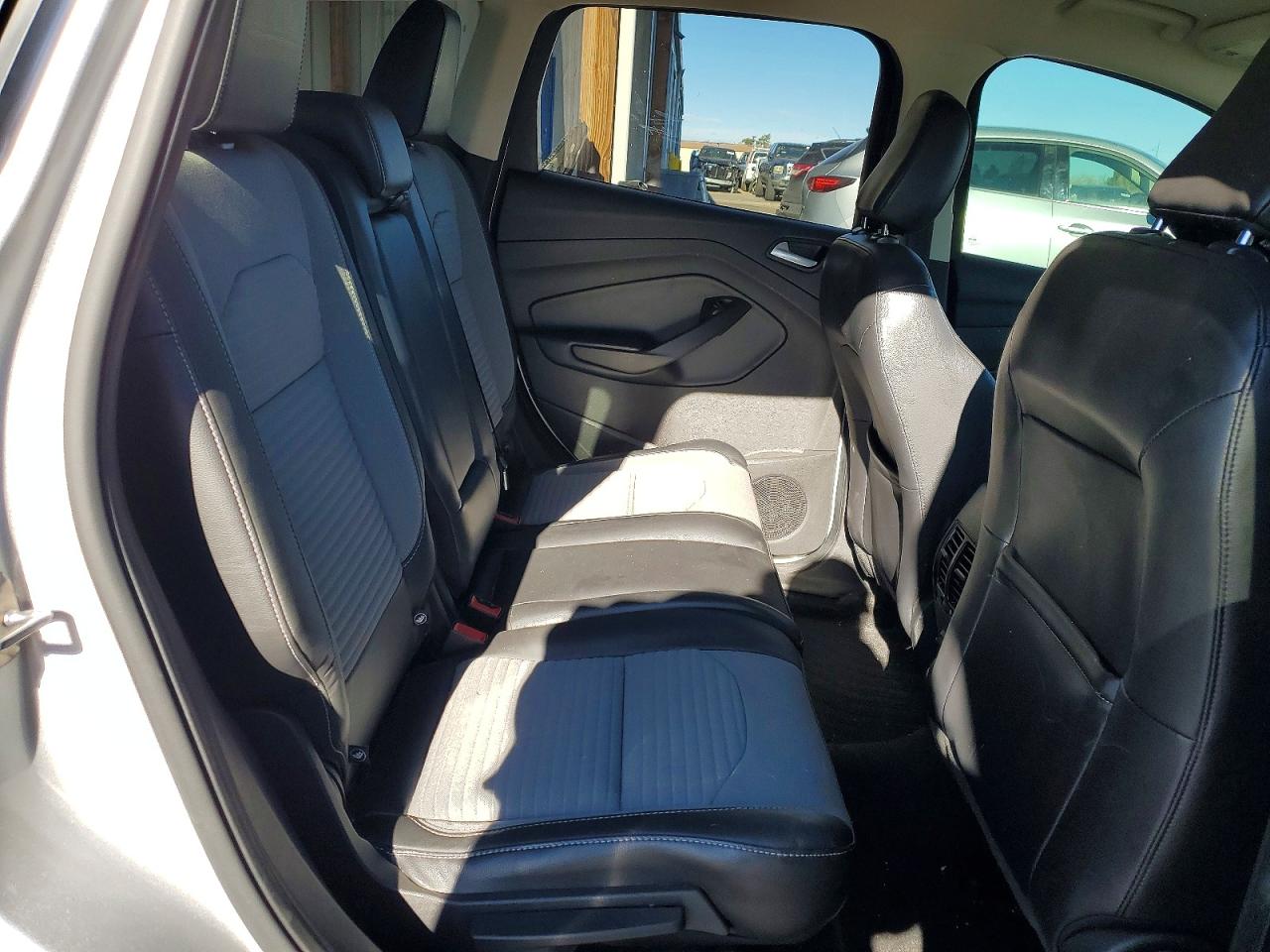2019 FORD ESCAPE SE photo 11
