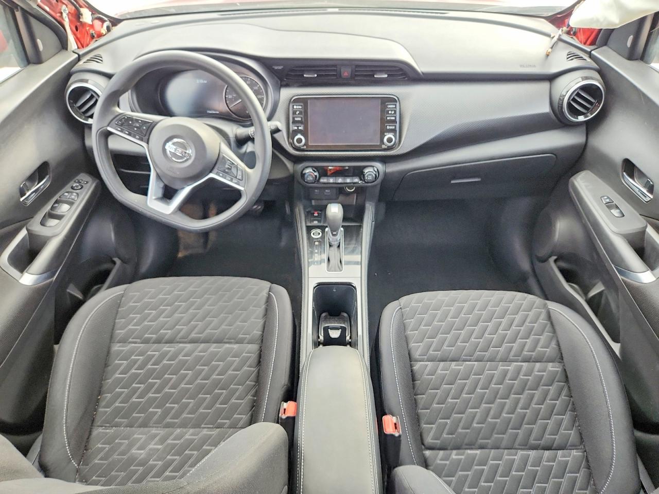 2021 NISSAN KICKS SV photo 8