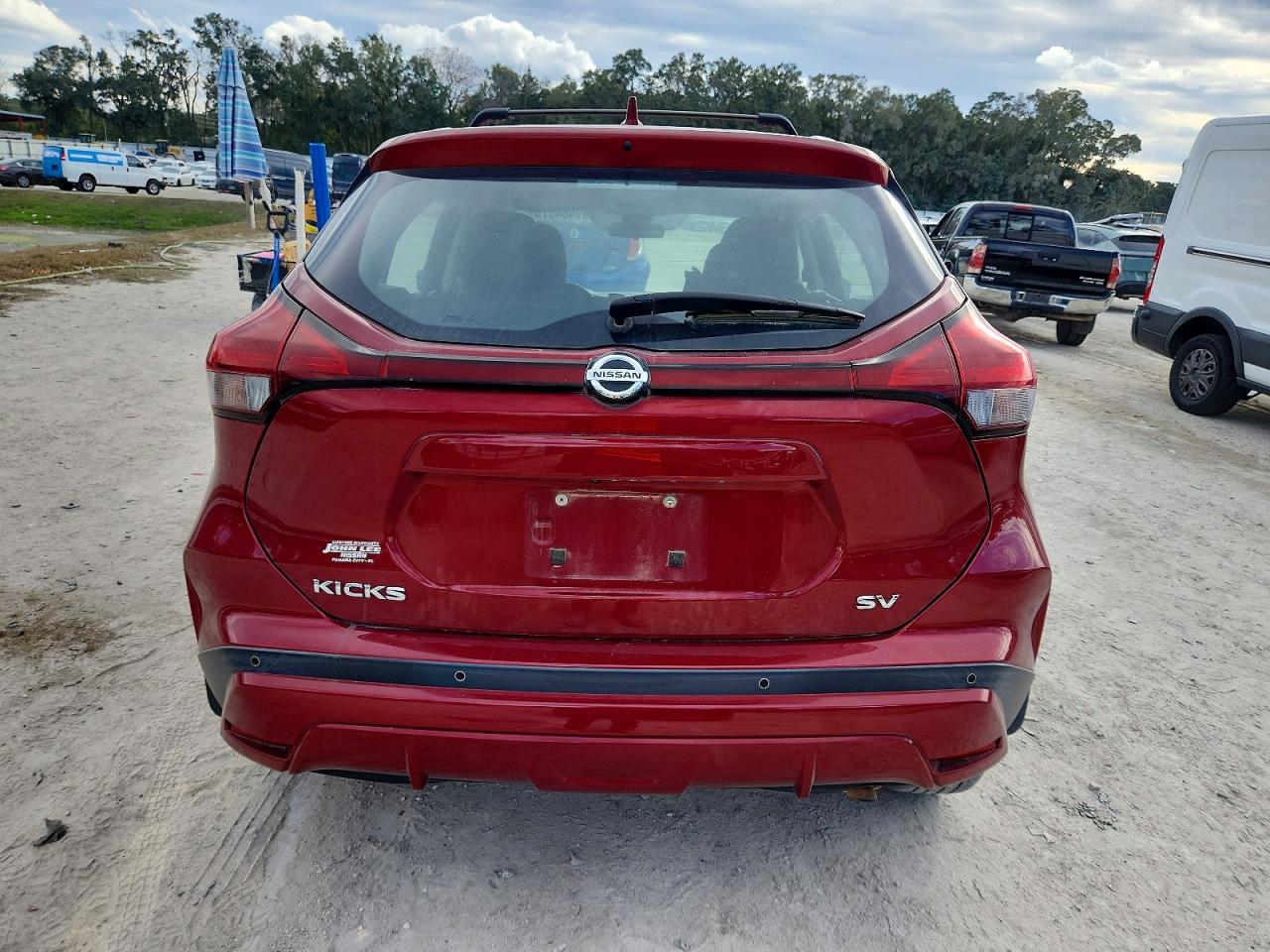 2021 NISSAN KICKS SV photo 6