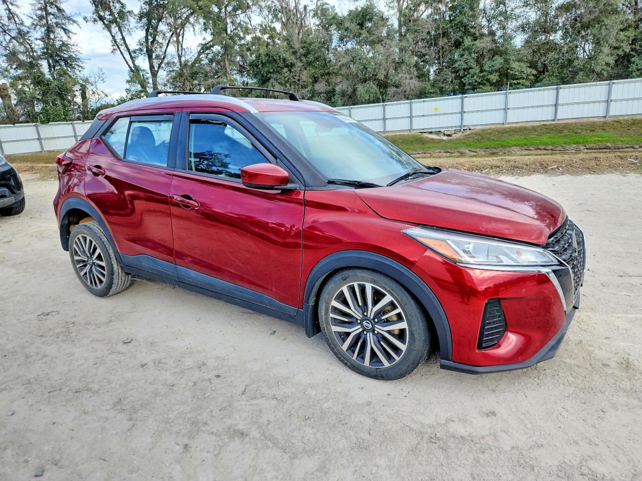 2021 NISSAN KICKS SV photo 4
