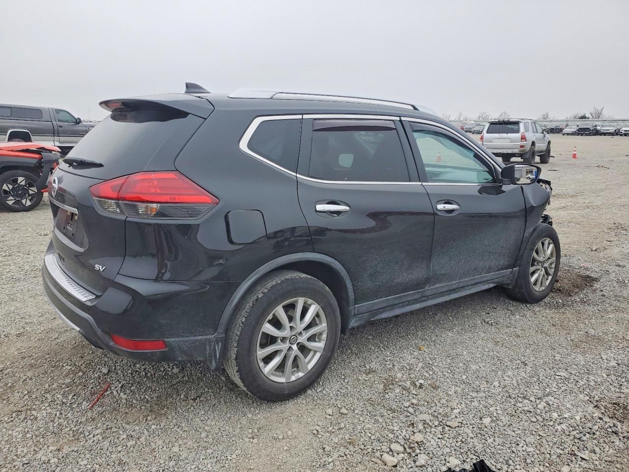 2017 NISSAN ROGUE S photo 3