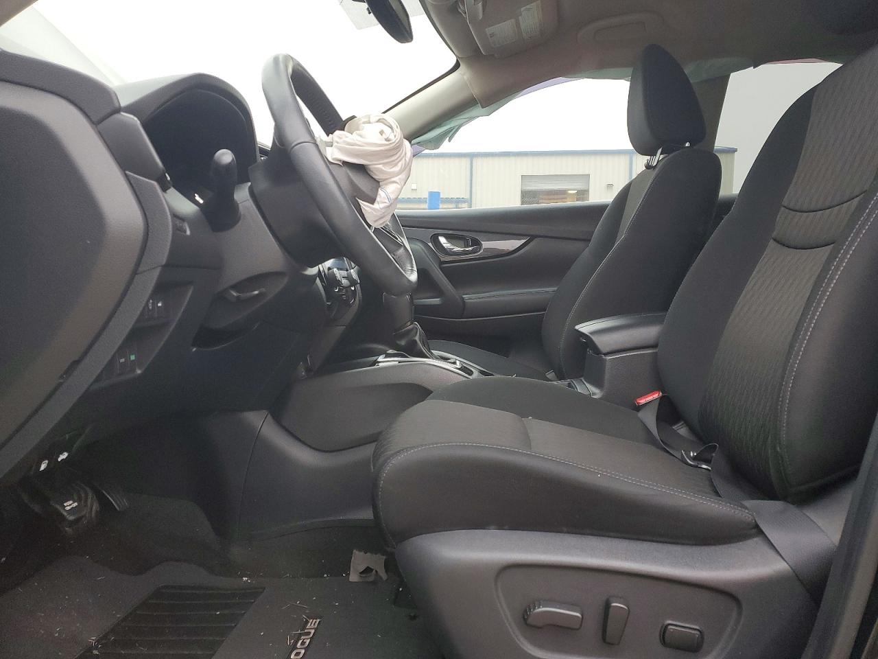 2017 NISSAN ROGUE S photo 7