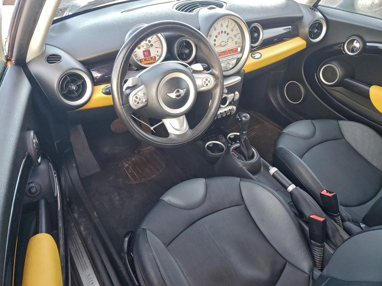 2007 MINI COOPER photo 8