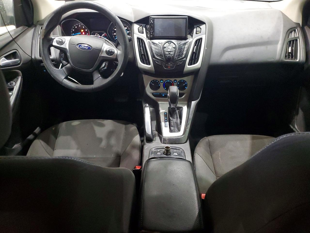 2013 FORD FOCUS SE photo 8