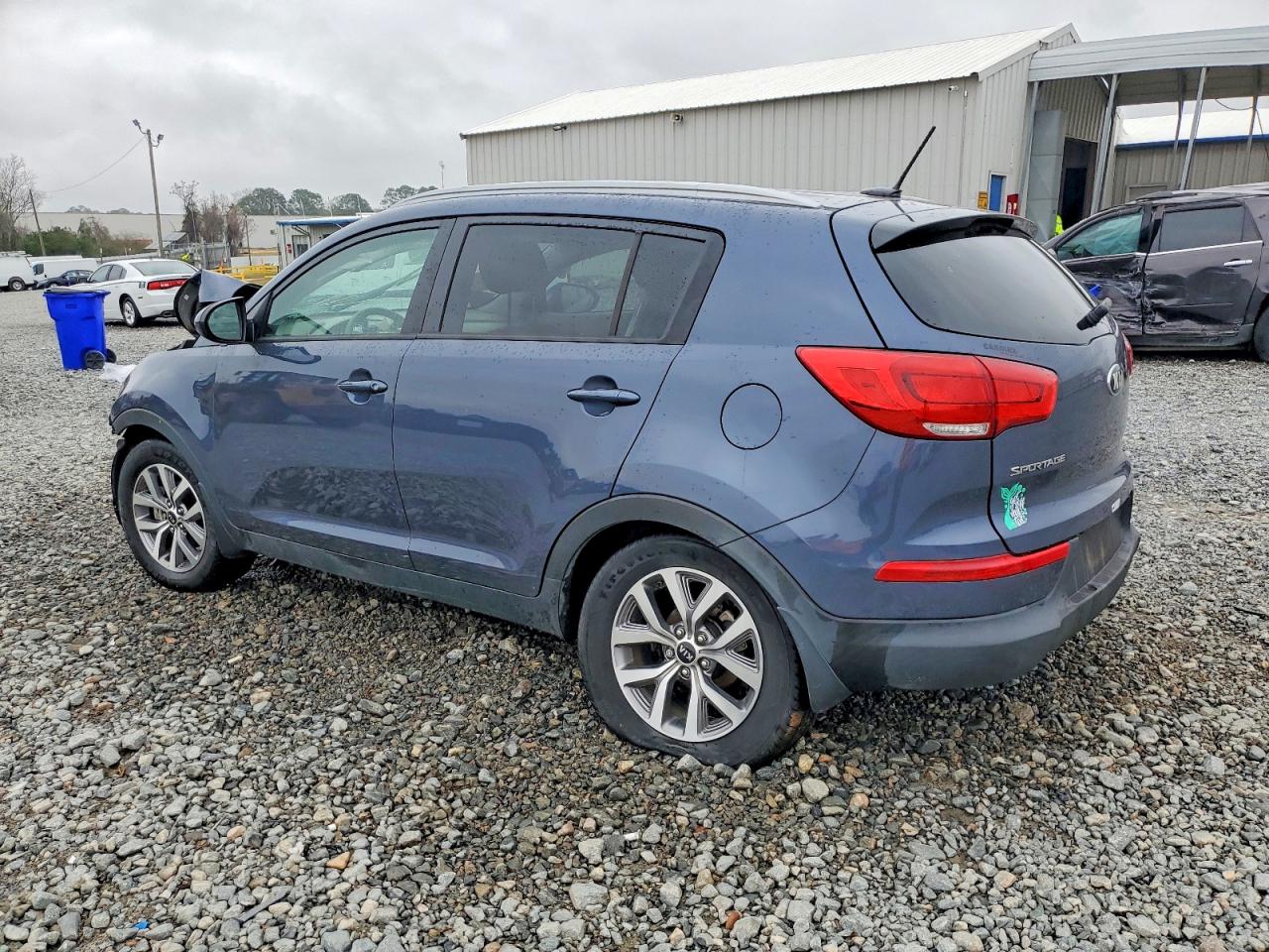 2016 KIA SPORTAGE LX photo 3