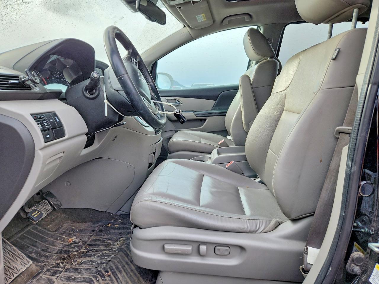 2014 HONDA ODYSSEY EXL photo 7