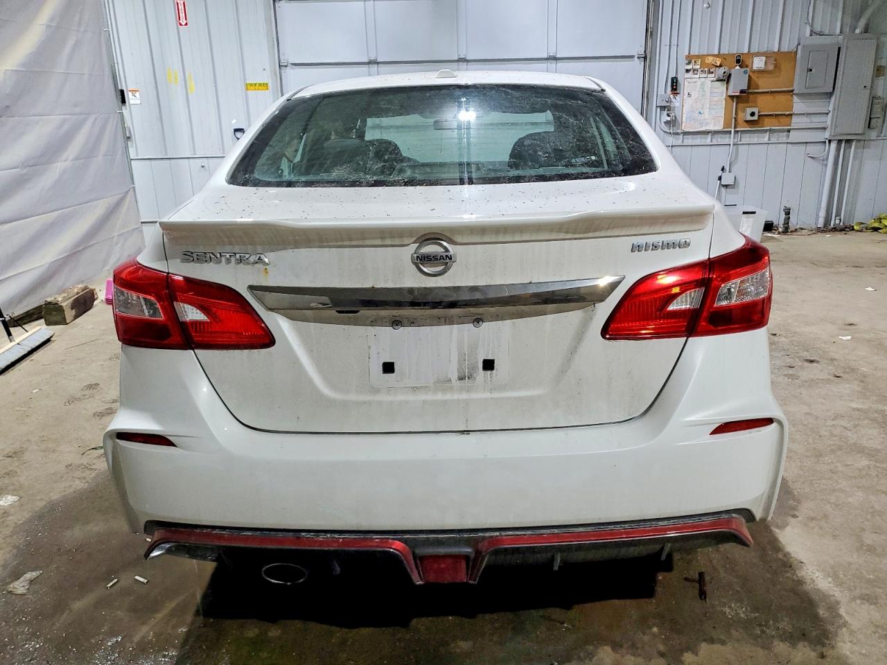 2017 NISSAN SENTRA NISMO photo 6