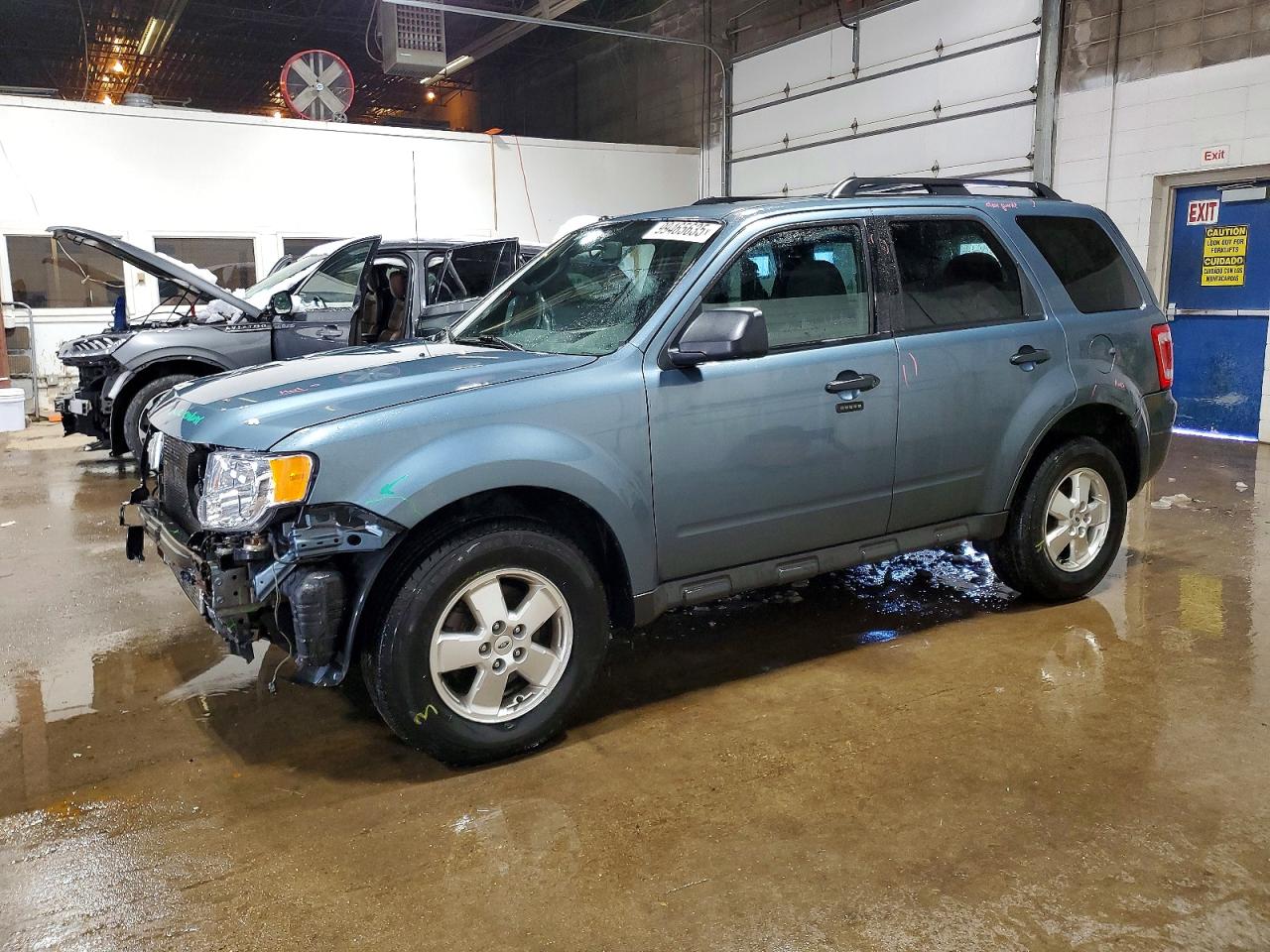 2010 FORD ESCAPE