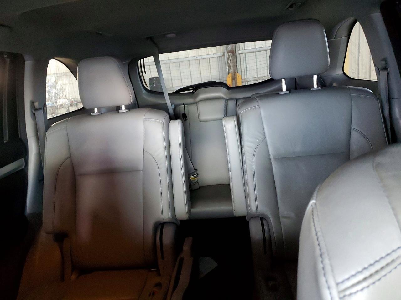 2017 TOYOTA HIGHLANDER SE photo 19