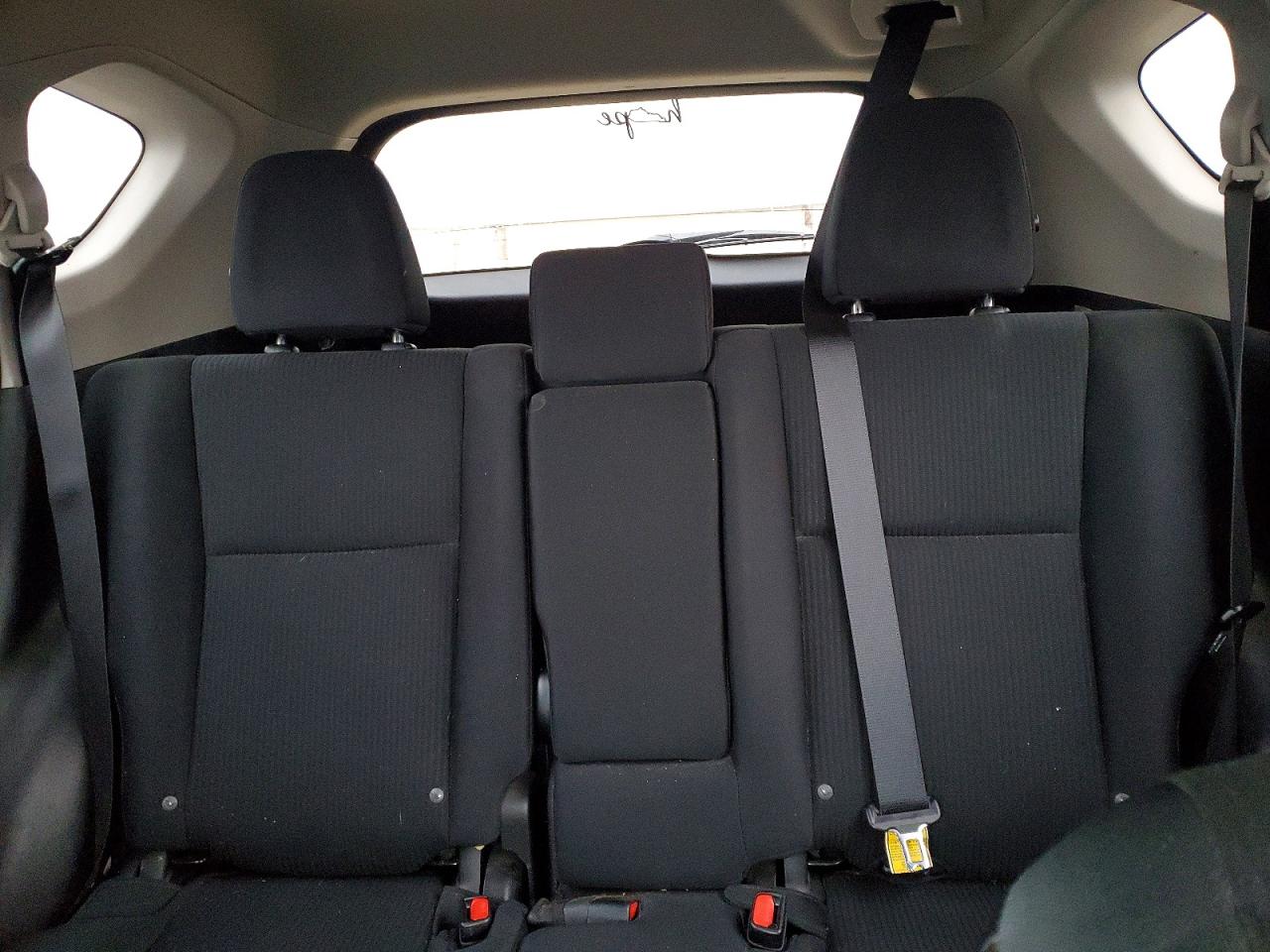 2018 TOYOTA RAV4 LE photo 10