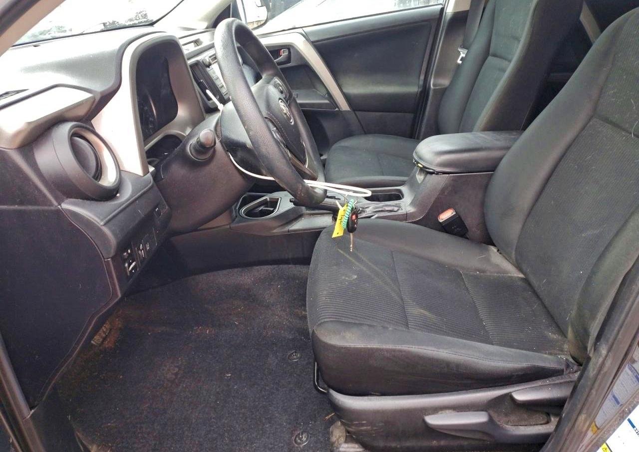 2018 TOYOTA RAV4 LE photo 7