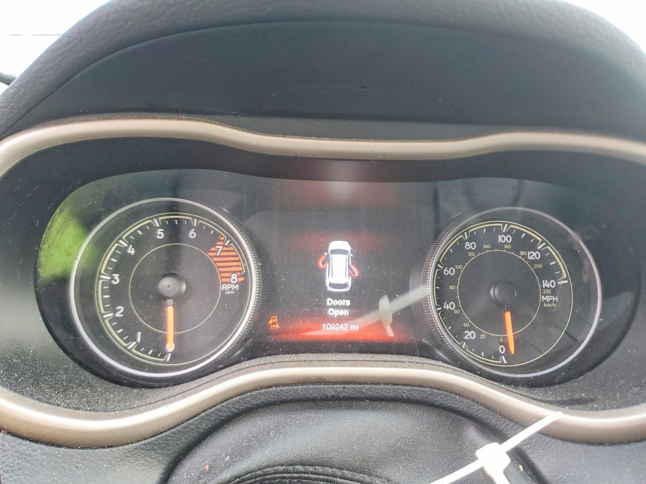 2016 JEEP CHEROKEE LIMITED photo 9