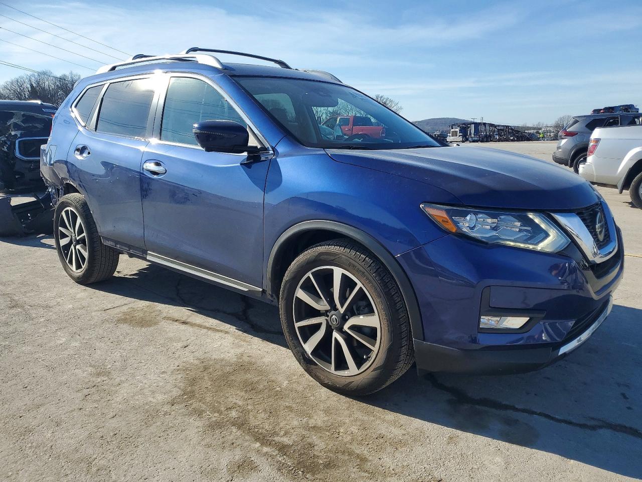 2019 NISSAN ROGUE S photo 4