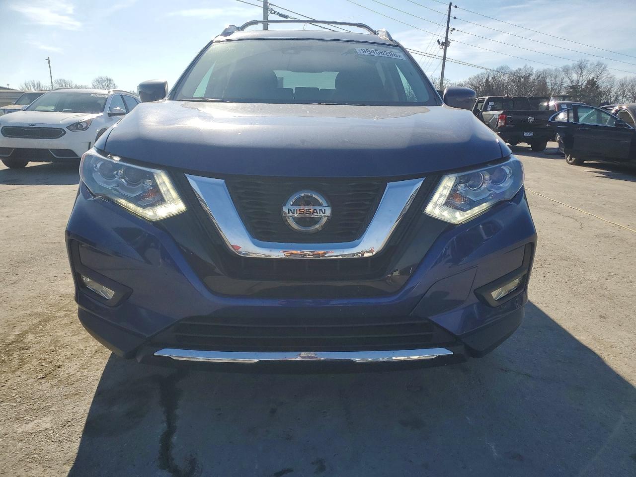 2019 NISSAN ROGUE S photo 5