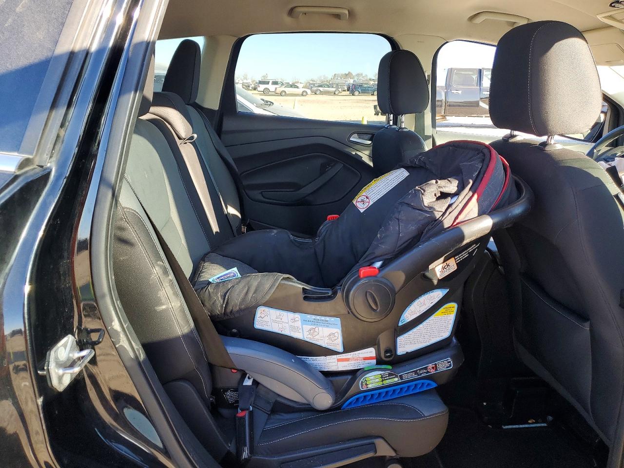 2016 FORD ESCAPE SE photo 19