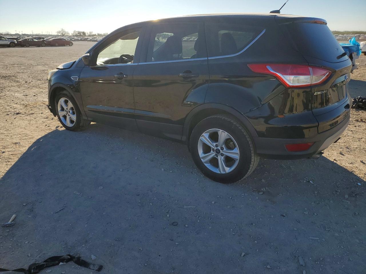 2016 FORD ESCAPE SE photo 3