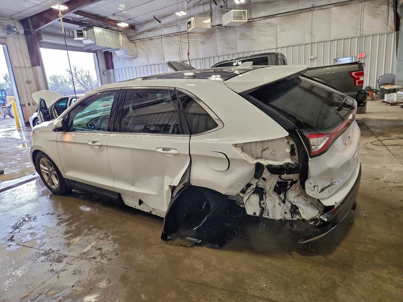 2017 FORD EDGE SEL photo 2