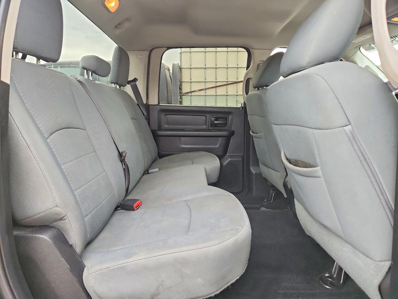 2014 RAM 1500 ST photo 28