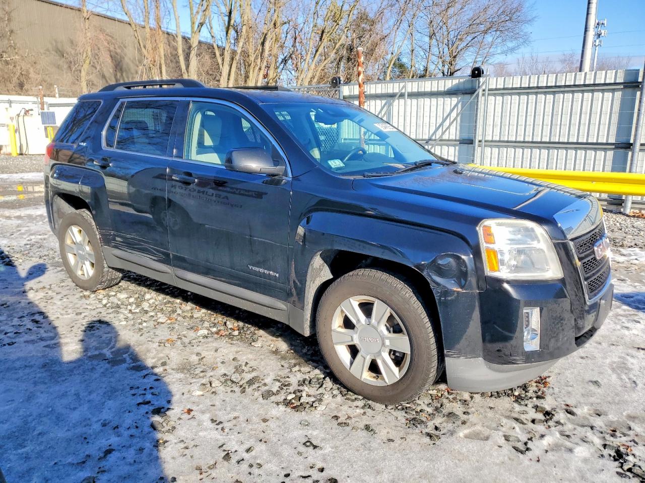 2013 GMC TERRAIN SLT photo 4