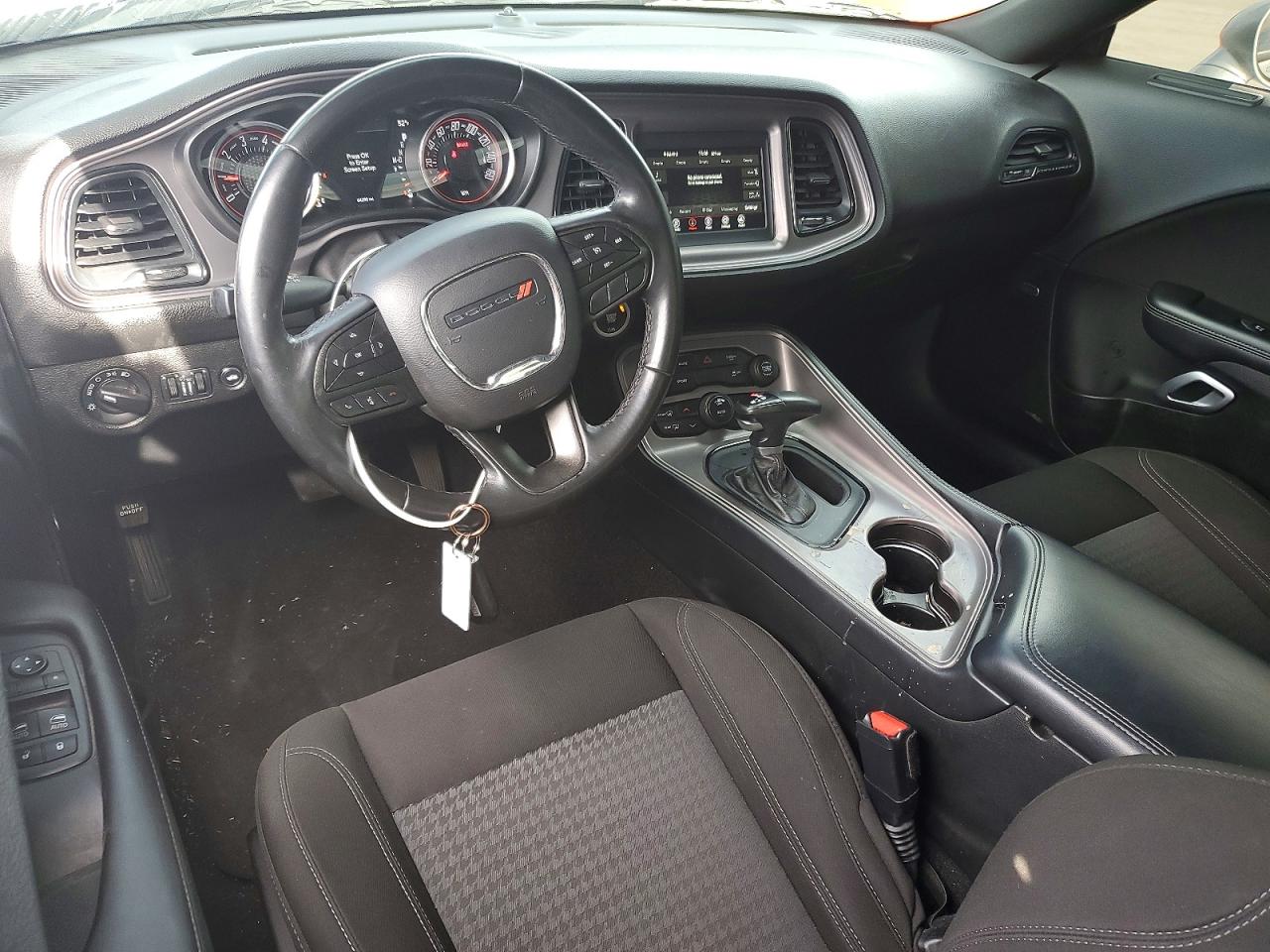 2023 DODGE CHALLENGER SXT photo 8