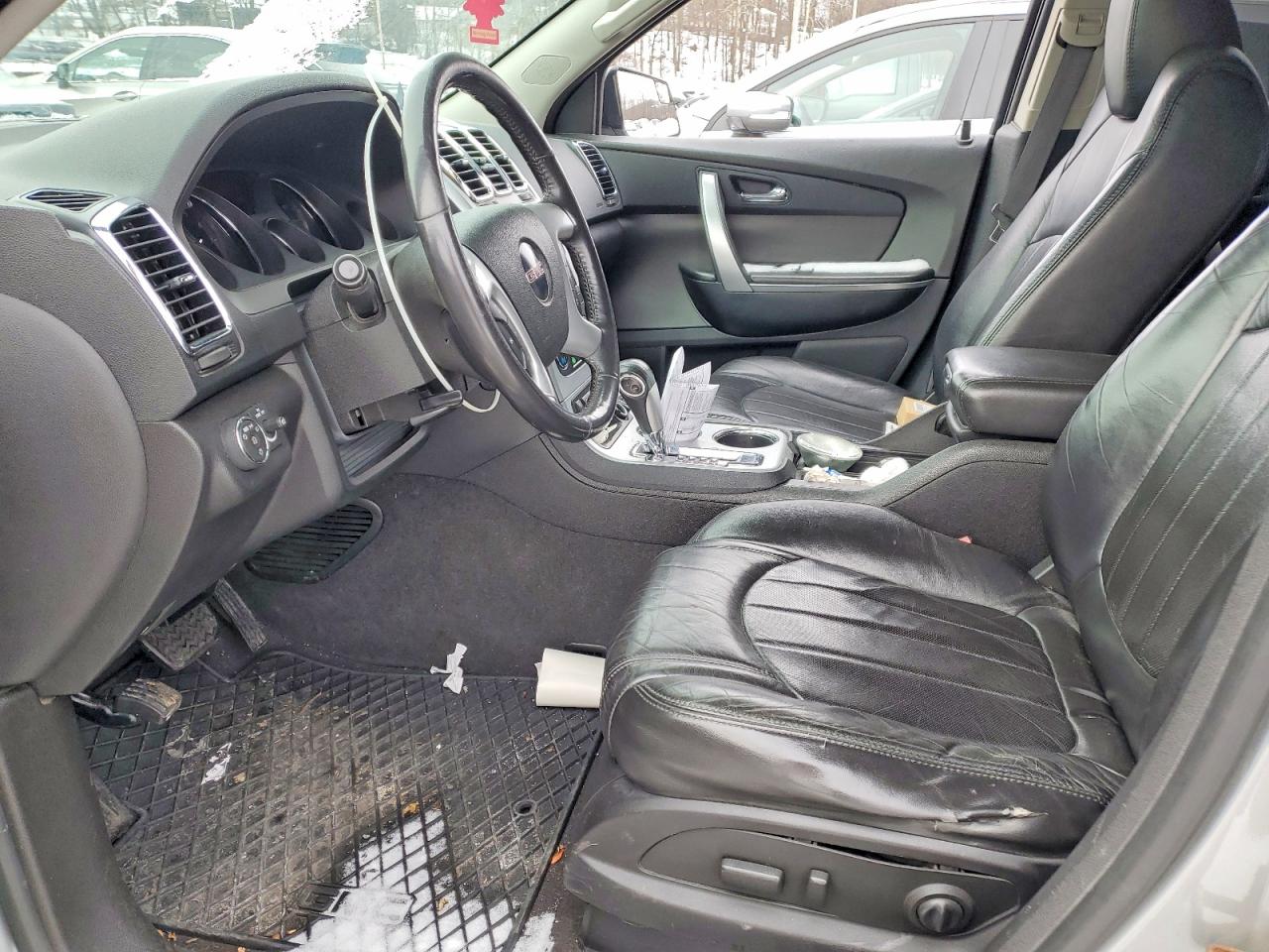 2010 GMC ACADIA SLT-2 photo 7