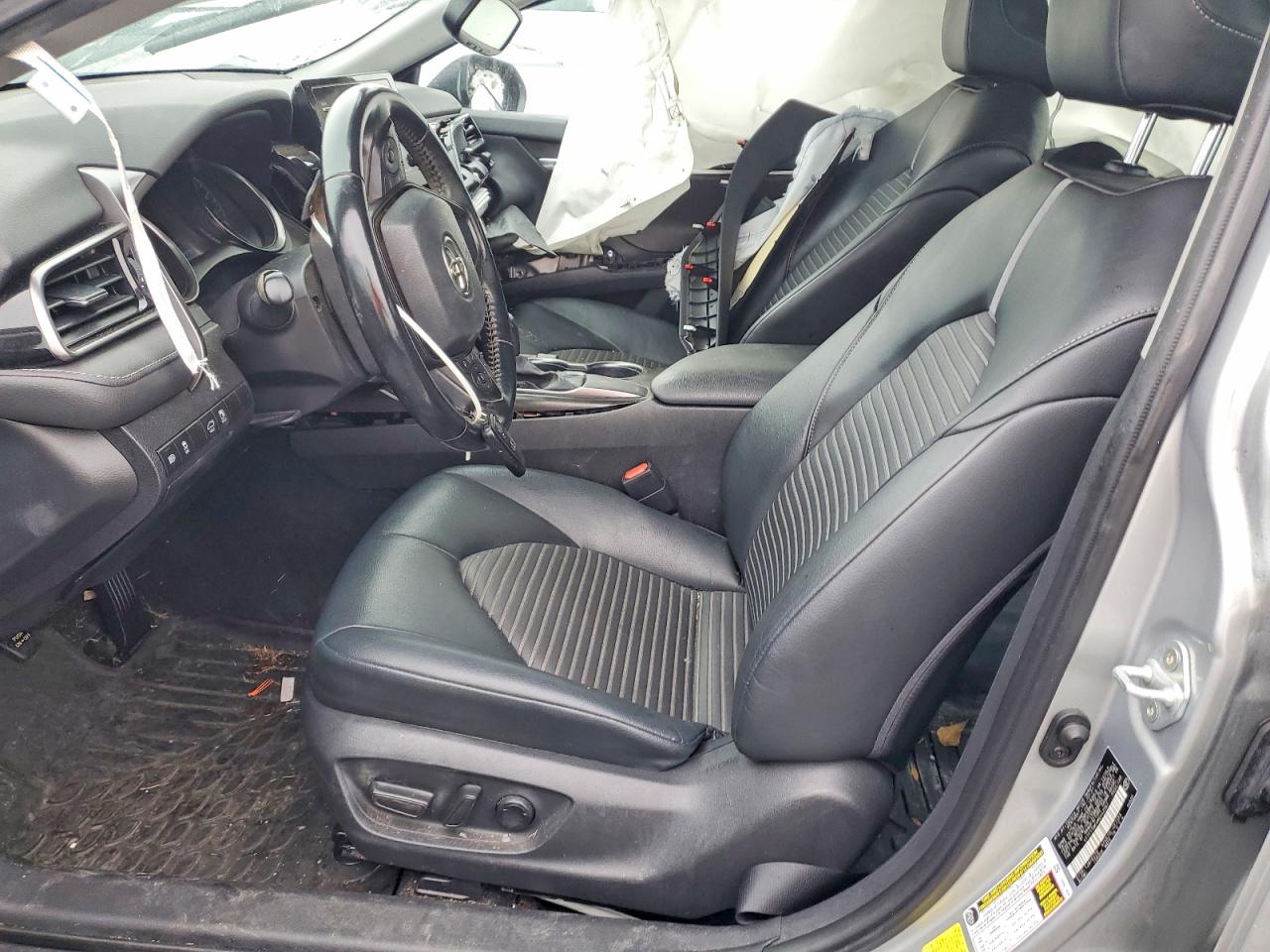 2021 TOYOTA CAMRY SE photo 7