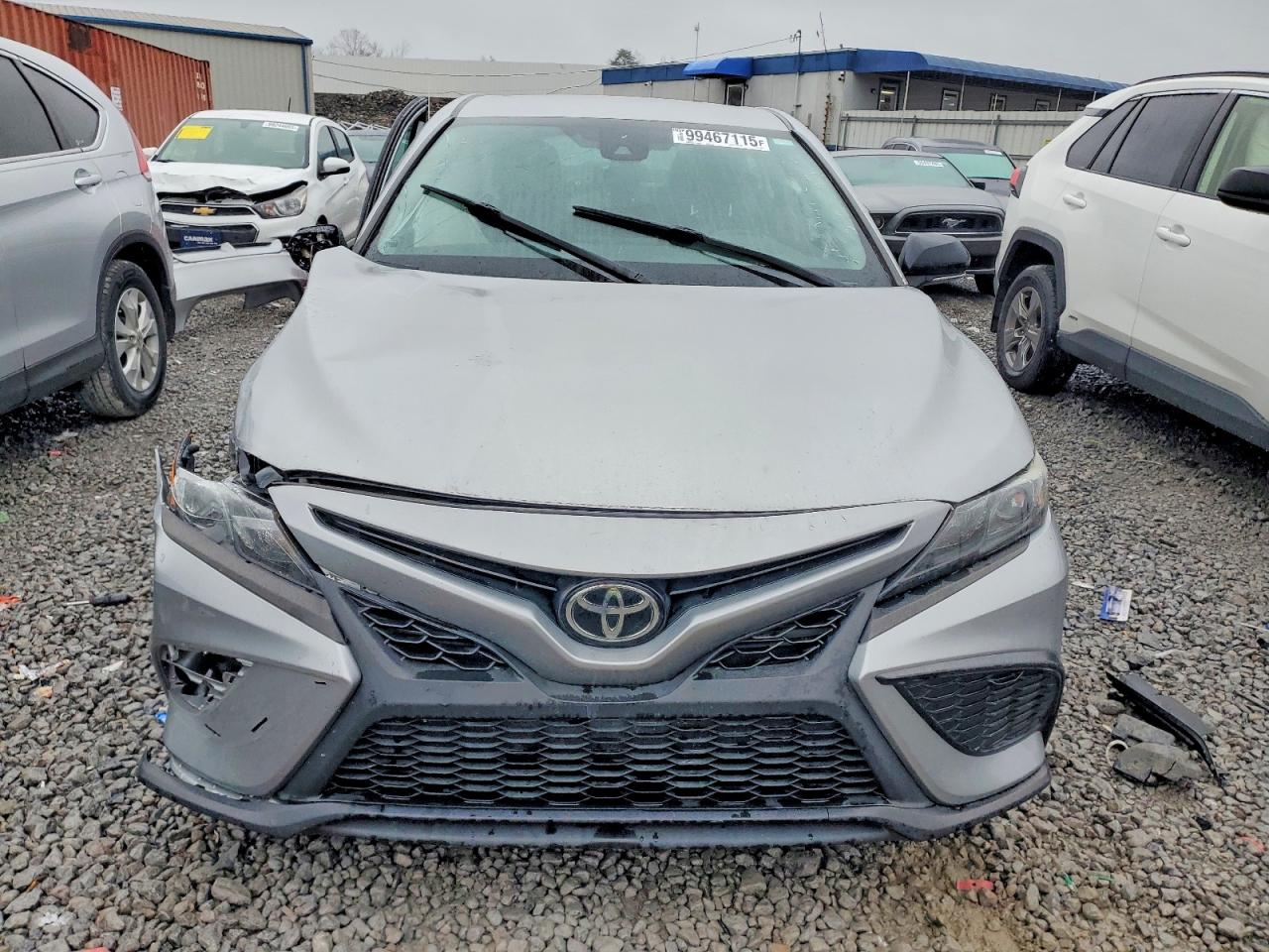 2021 TOYOTA CAMRY SE photo 5