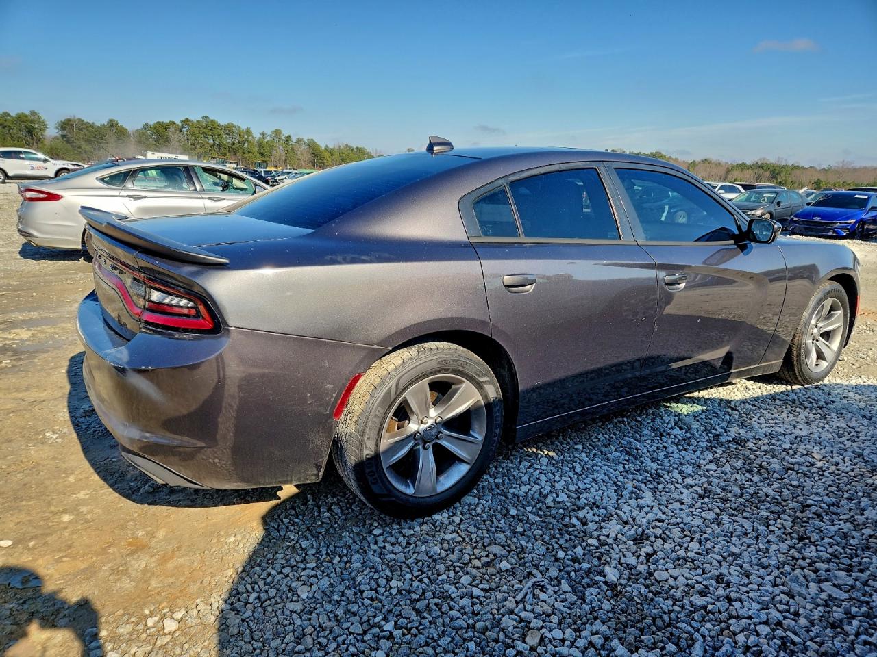 2015 DODGE CHARGER SXT photo 3