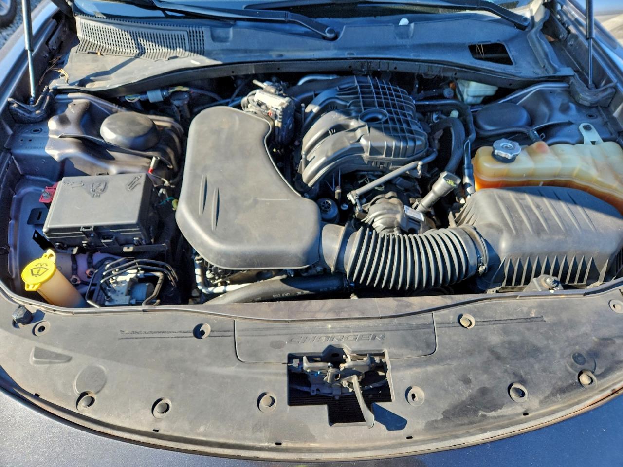 2015 DODGE CHARGER SXT photo 11