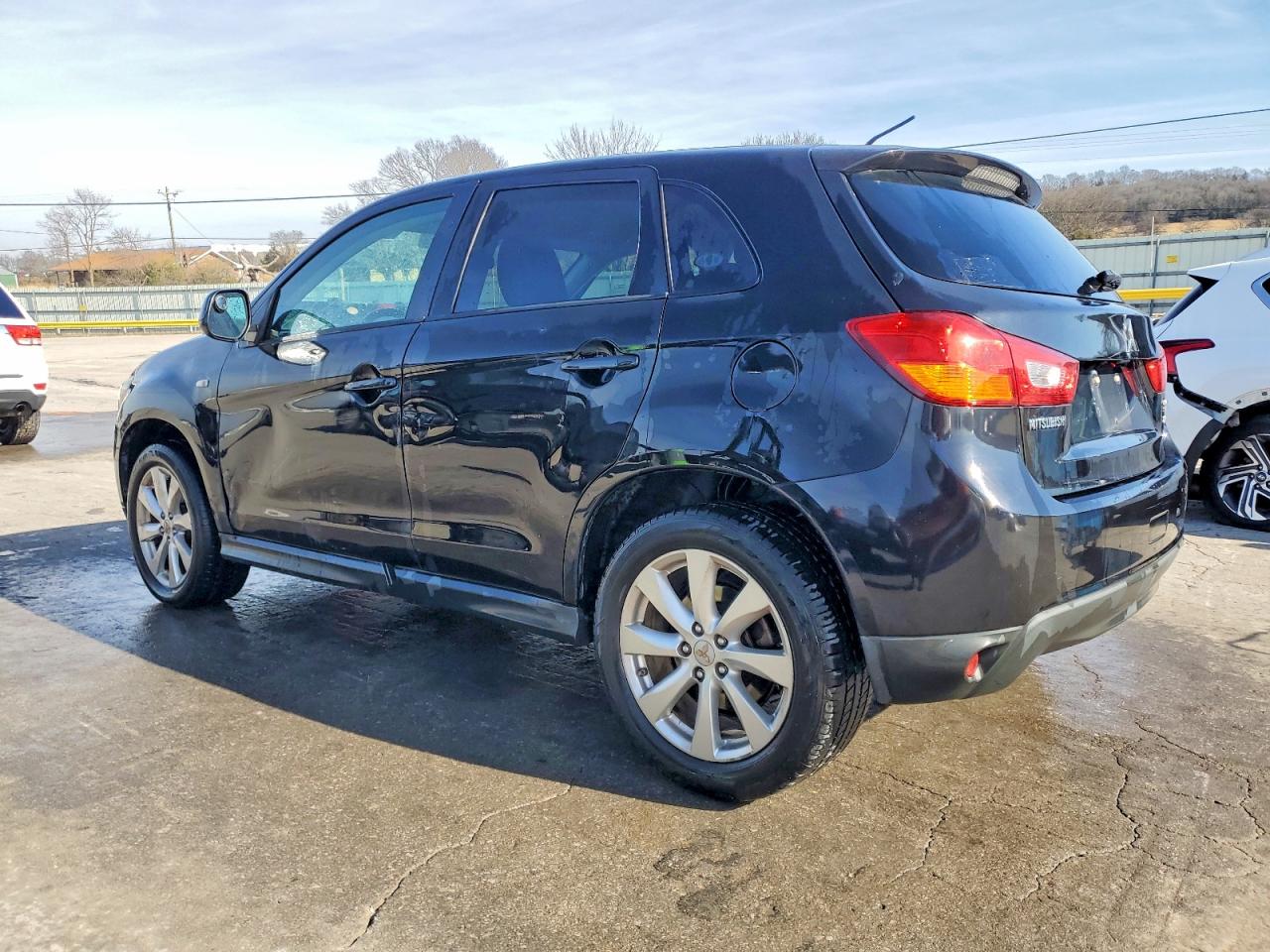 2015 MITSUBISHI OUTLANDER SPORT ES photo 2