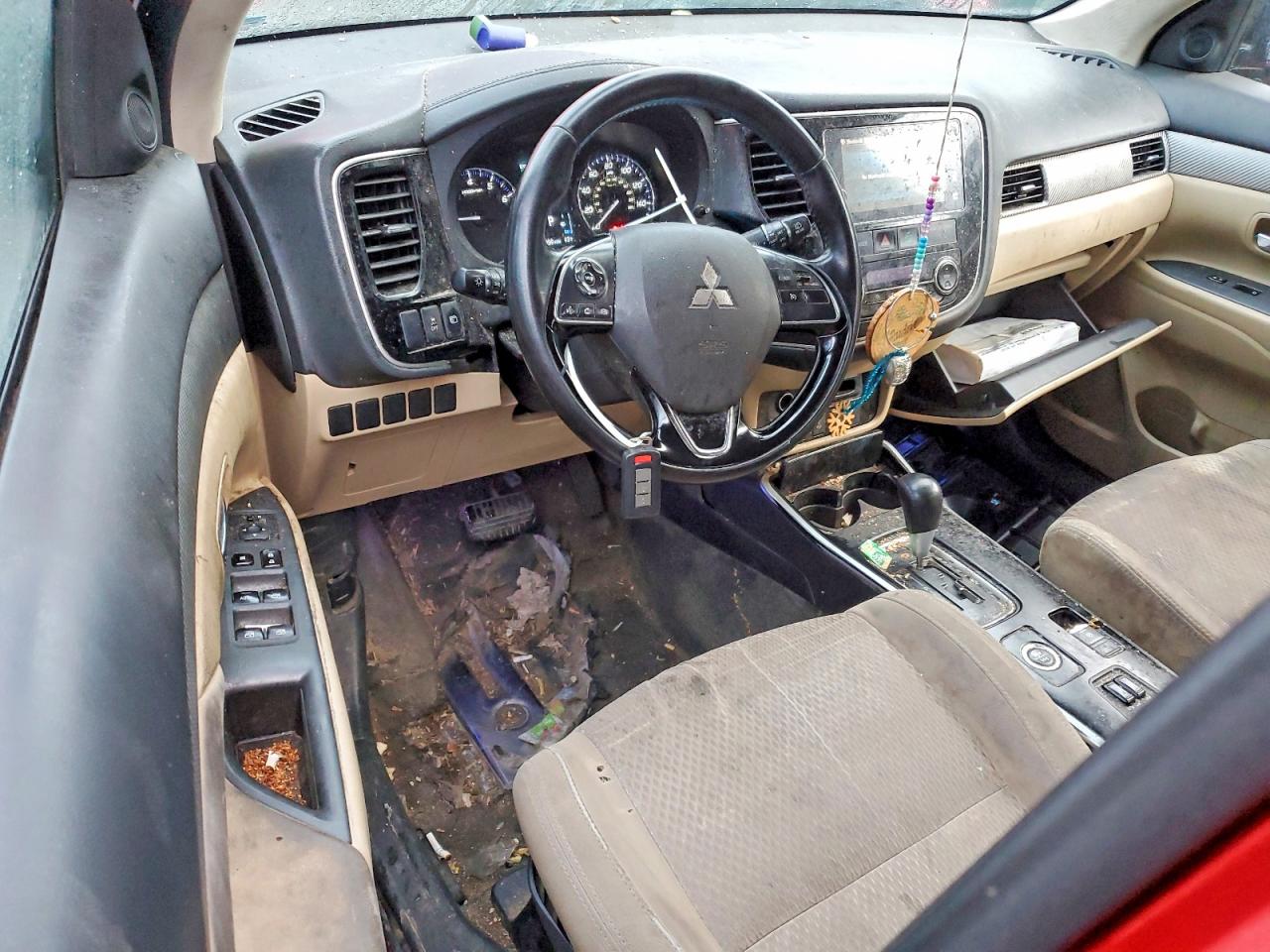 2017 MITSUBISHI OUTLANDER SE photo 8