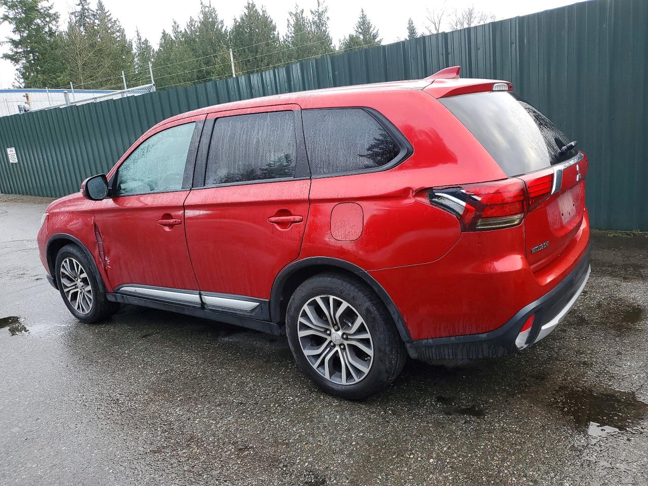 2017 MITSUBISHI OUTLANDER SE photo 2