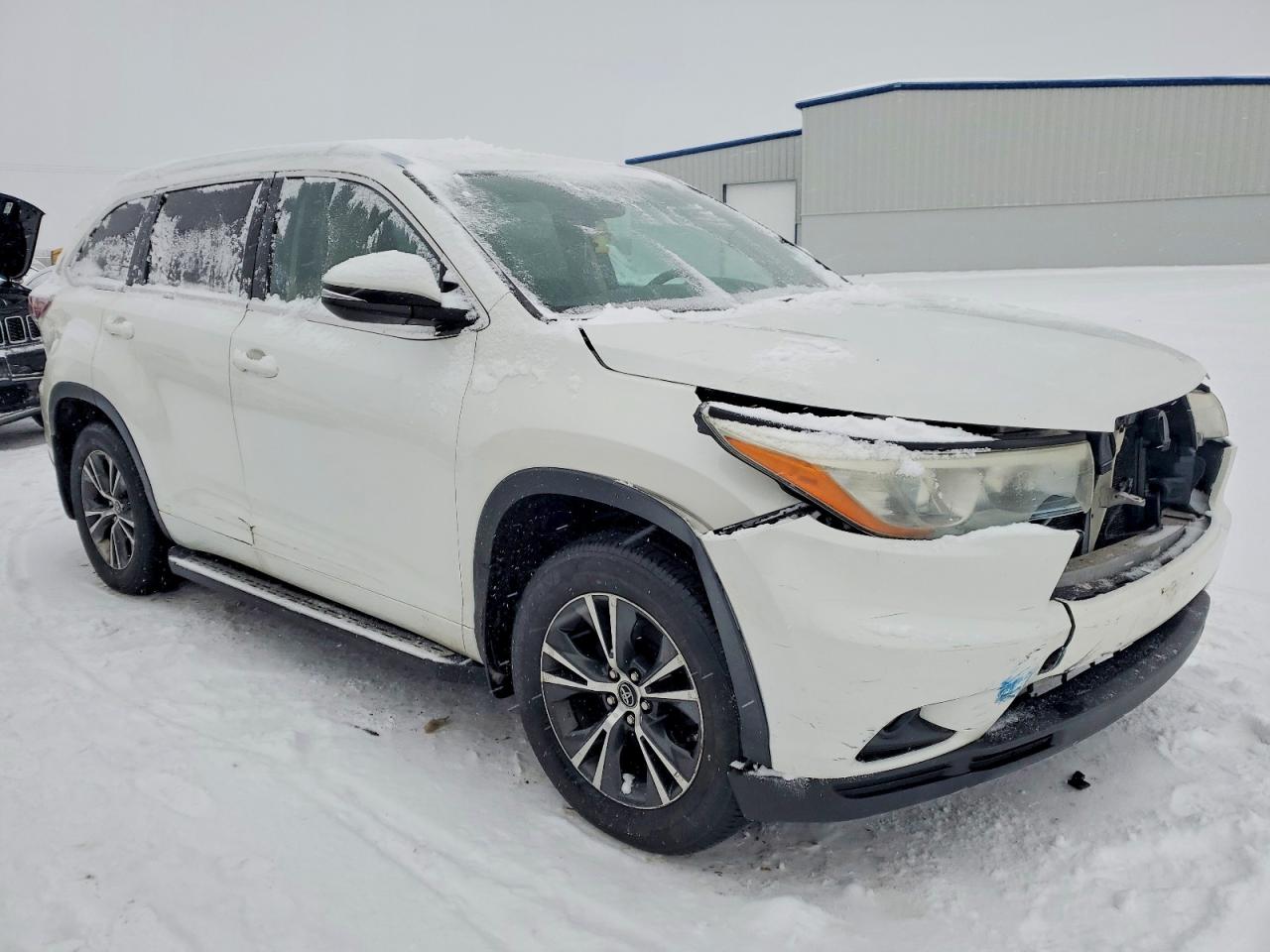 2016 TOYOTA HIGHLANDER XLE photo 4
