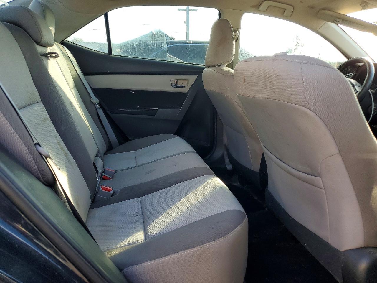2017 TOYOTA COROLLA L photo 10