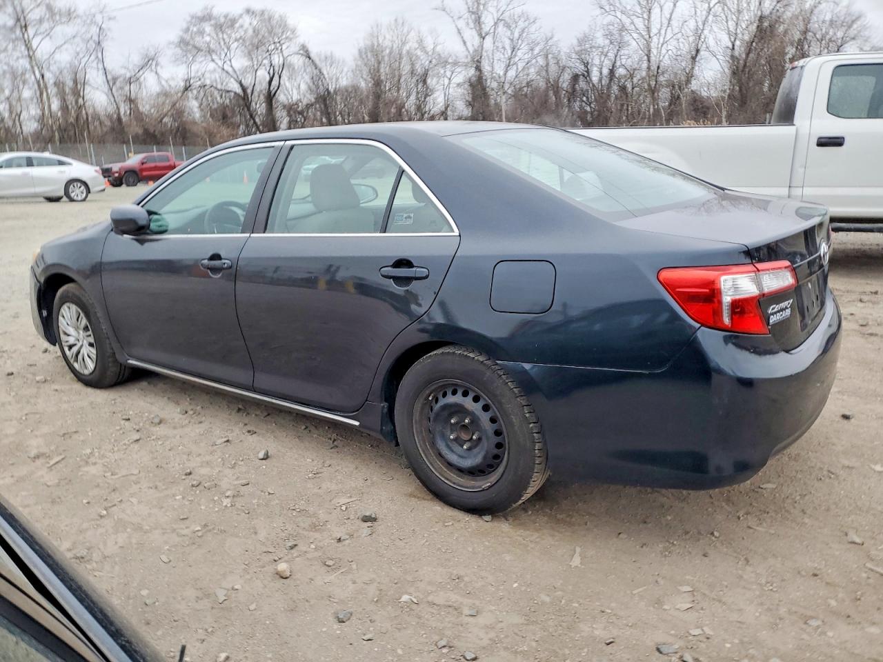 2012 TOYOTA CAMRY BASE photo 2