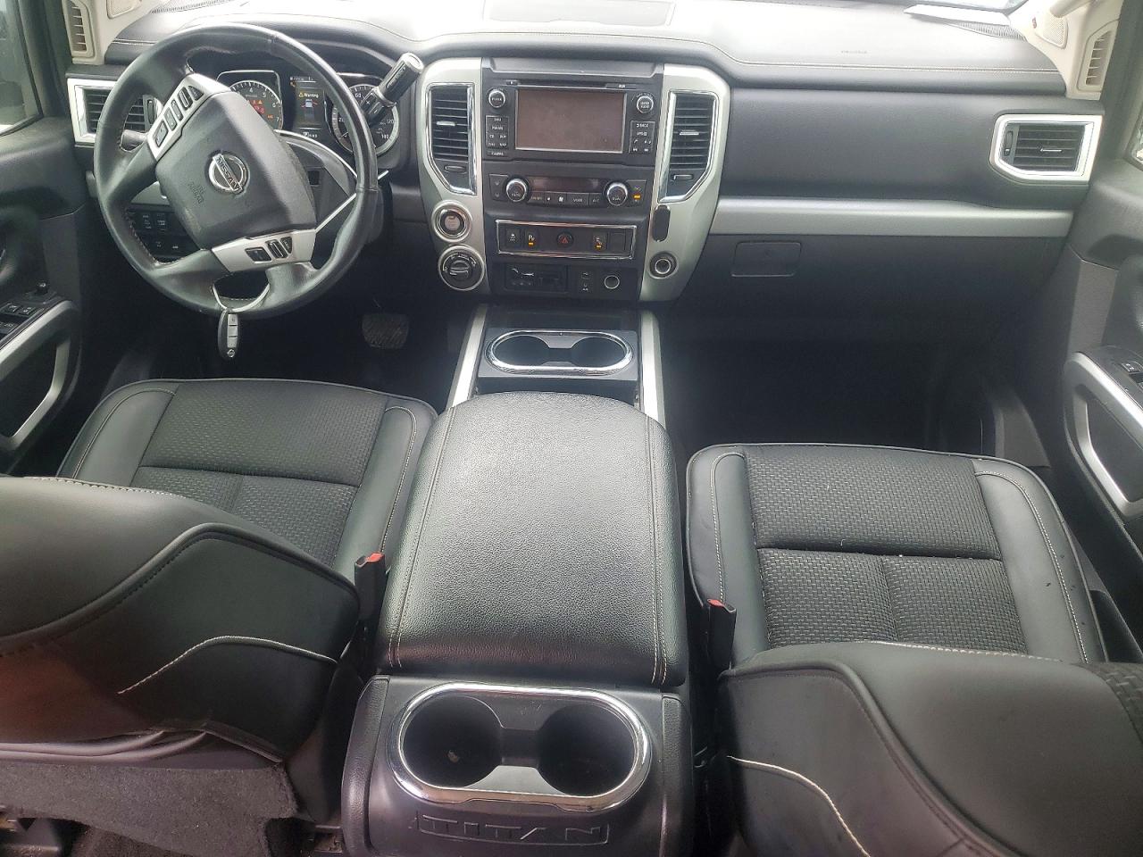 2016 NISSAN TITAN XD PRO-4X photo 8