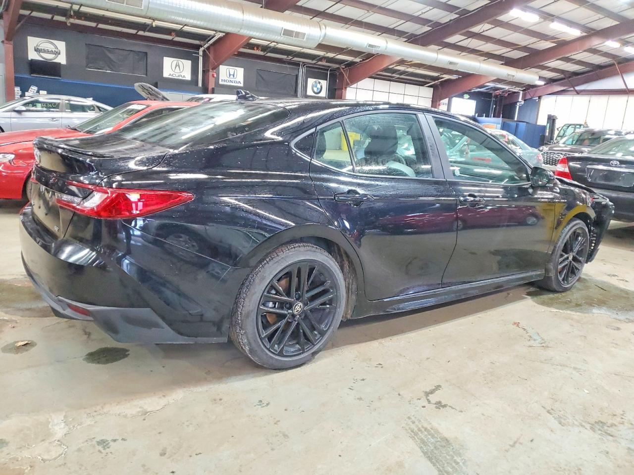 2025 TOYOTA CAMRY XSE photo 3