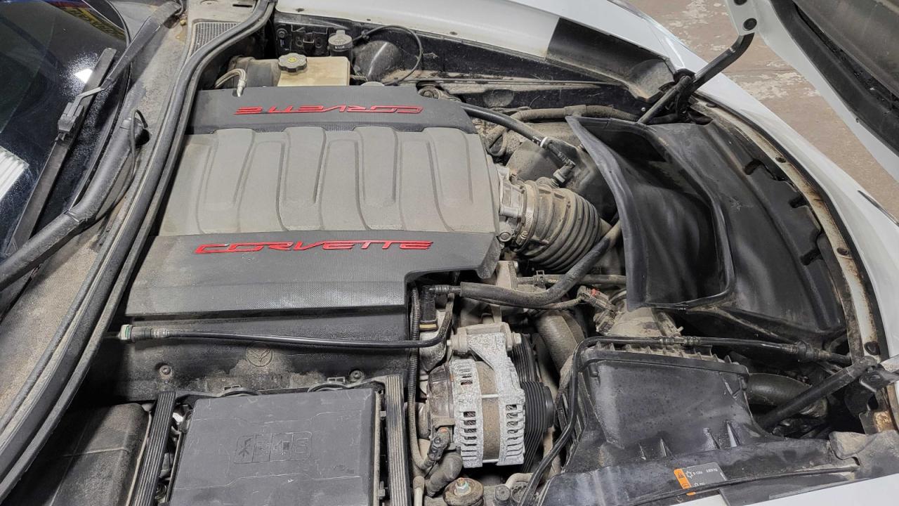 2015 CHEVROLET CORVETTE STINGRAY 1LT photo 3