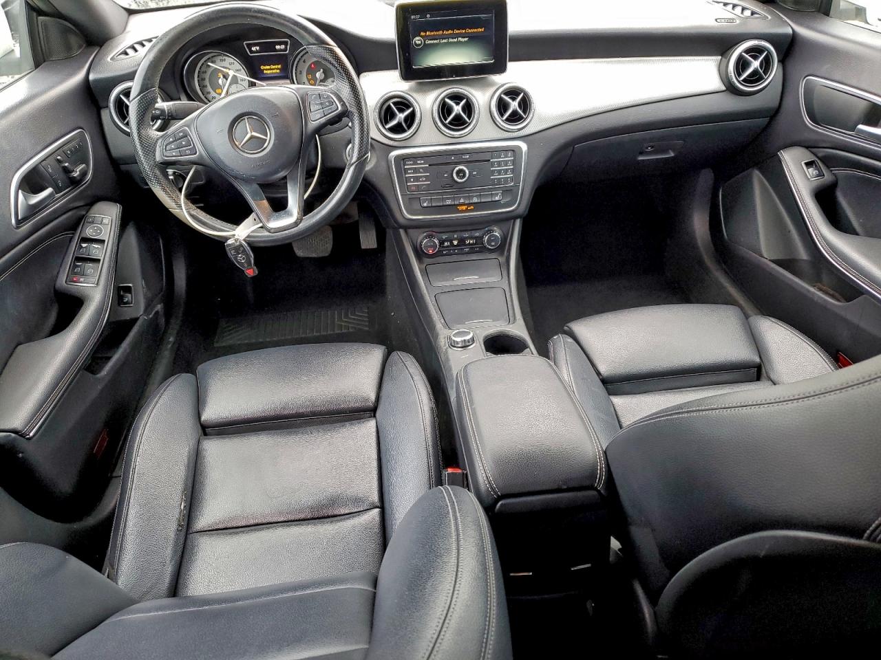 2016 MERCEDES-BENZ CLA 250 photo 8