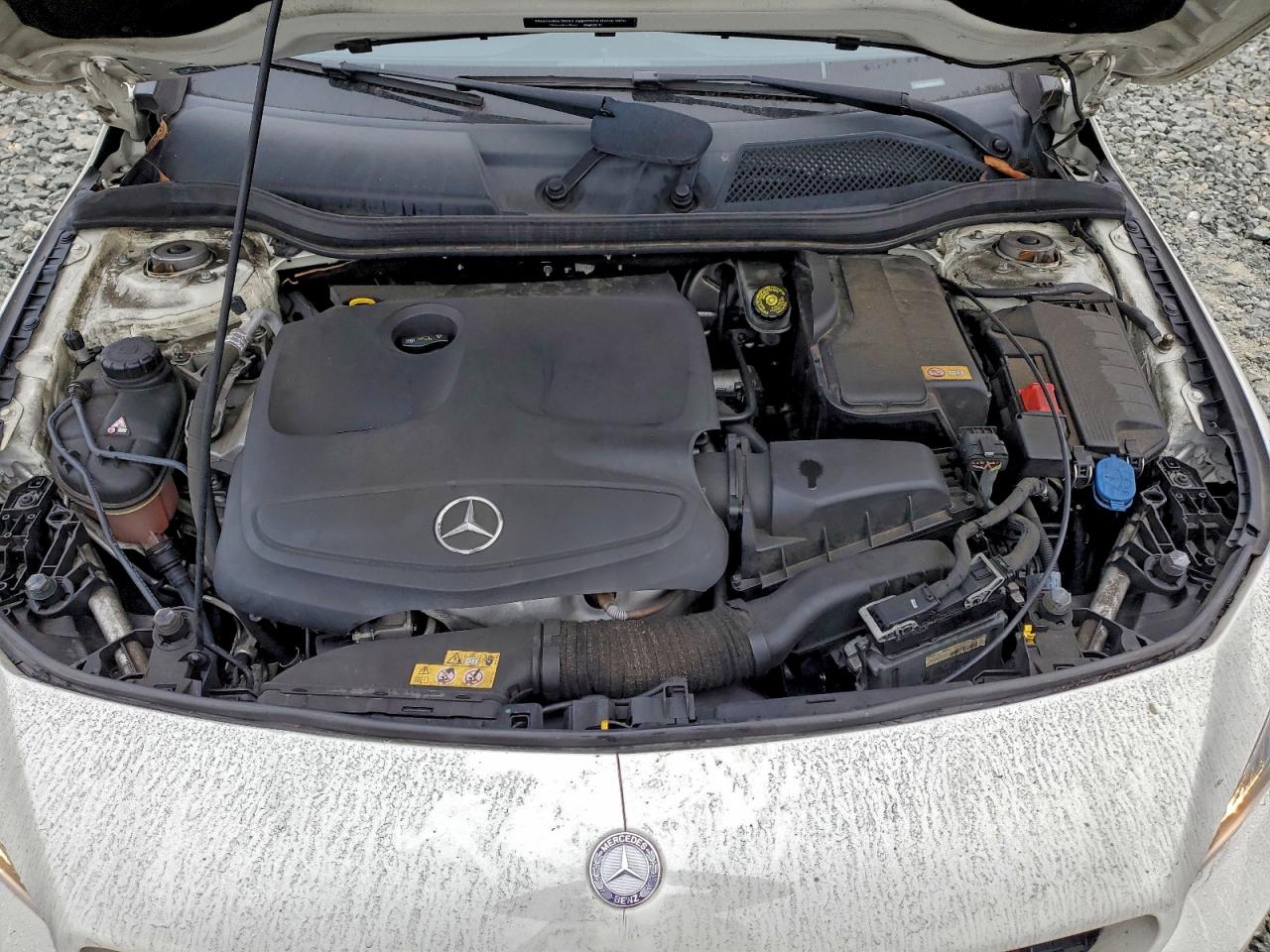 2016 MERCEDES-BENZ CLA 250 photo 11