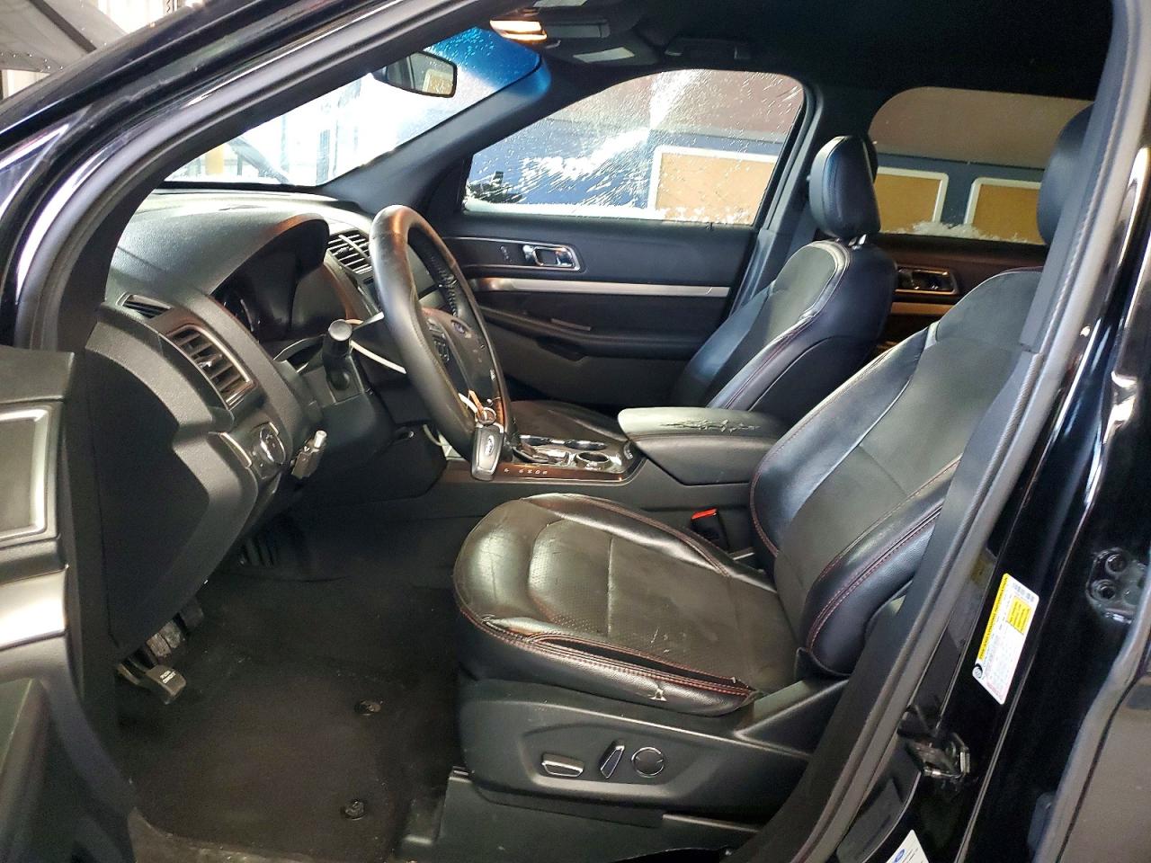 2018 FORD EXPLORER XLT photo 7