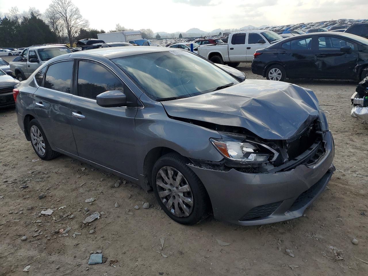 2019 NISSAN SENTRA S photo 4