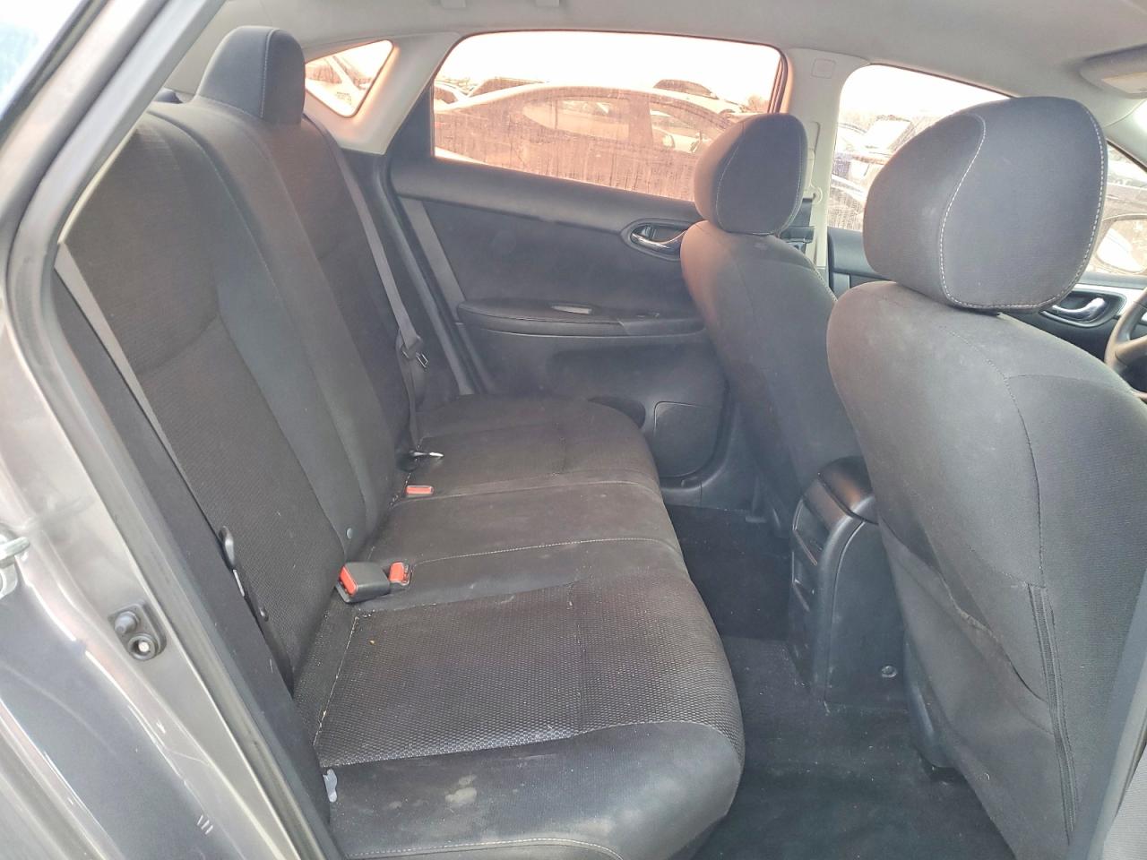 2019 NISSAN SENTRA S photo 10